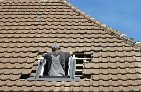 Pose de velux - Villemolaque